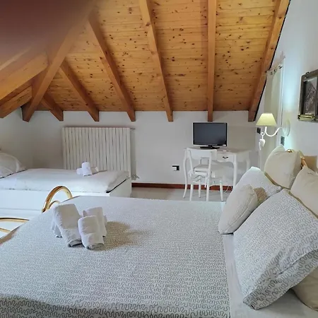 Le Rondini By Interhome *