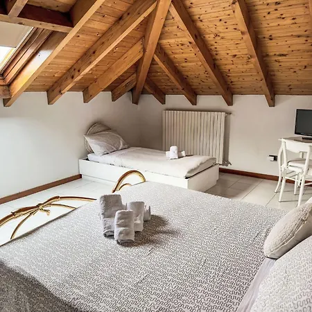 Vila Le Rondini By Interhome *