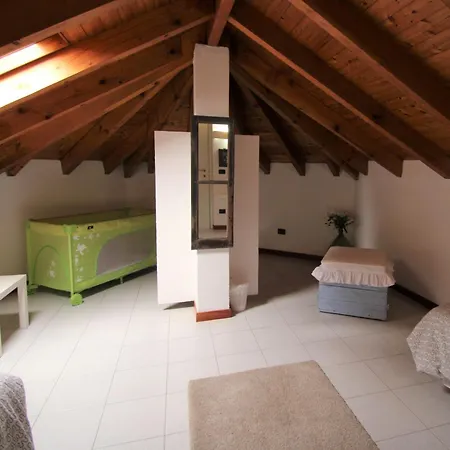 Le Rondini By Interhome