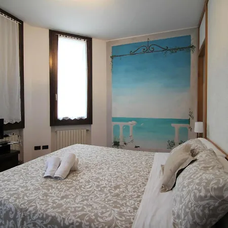 Le Rondini By Interhome