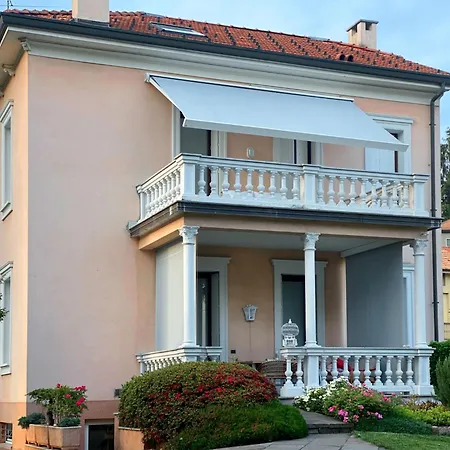 Villa Le Rondini By Interhome Castronno